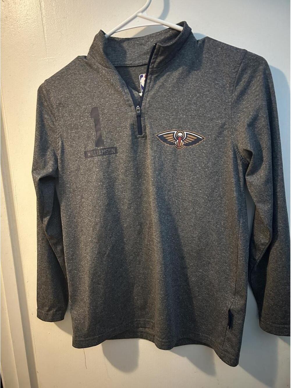 NBA New Orleans Pelicans Zion Williamson quarter zip pull over , size 10 years